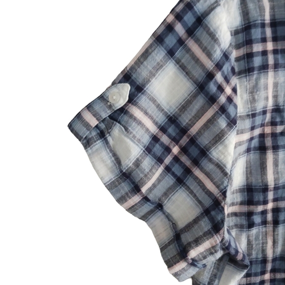 Westport Button Down Blue Plaid Short Sleeve Top - Picture 5 of 6